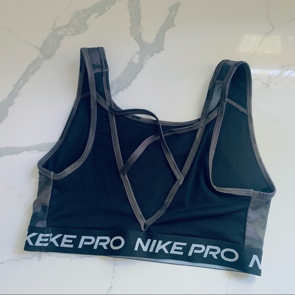 New Nike Camo Sports Bra - Picture 5 of 6